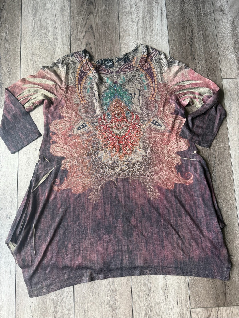 Cal Style Paisley Ombre Whimsical Studded Tunic Top